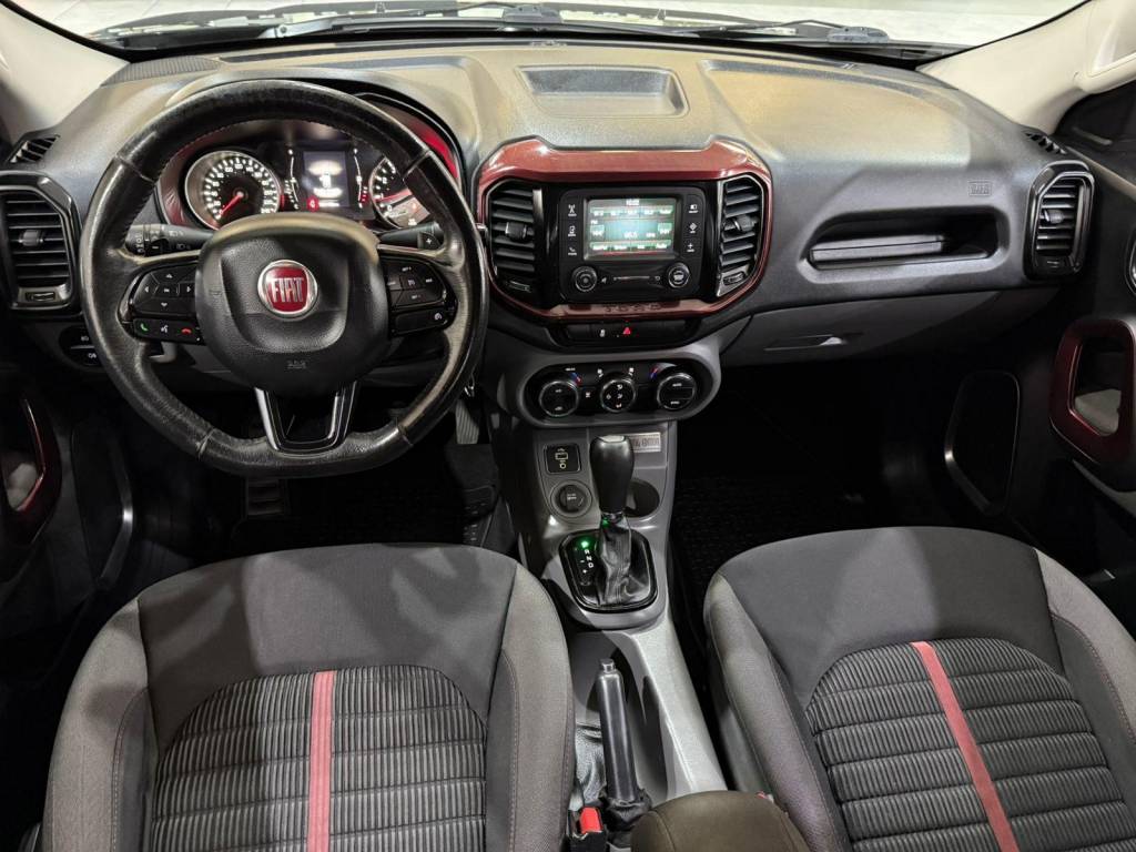 Fiat Toro Freedom 1.8 16v flex aut.    2017