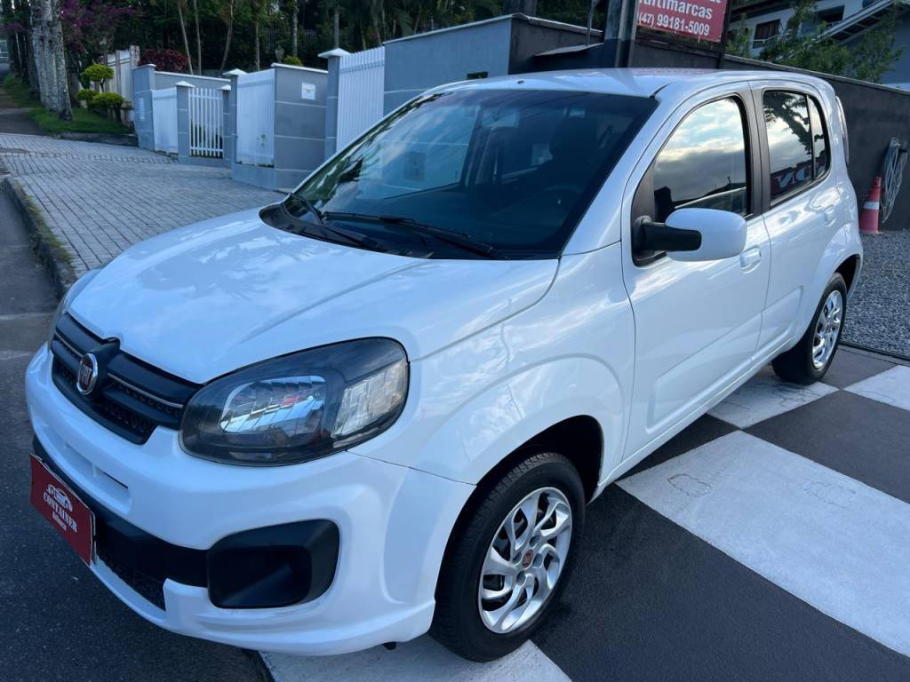 Fiat Uno 1.0 6V    2020
