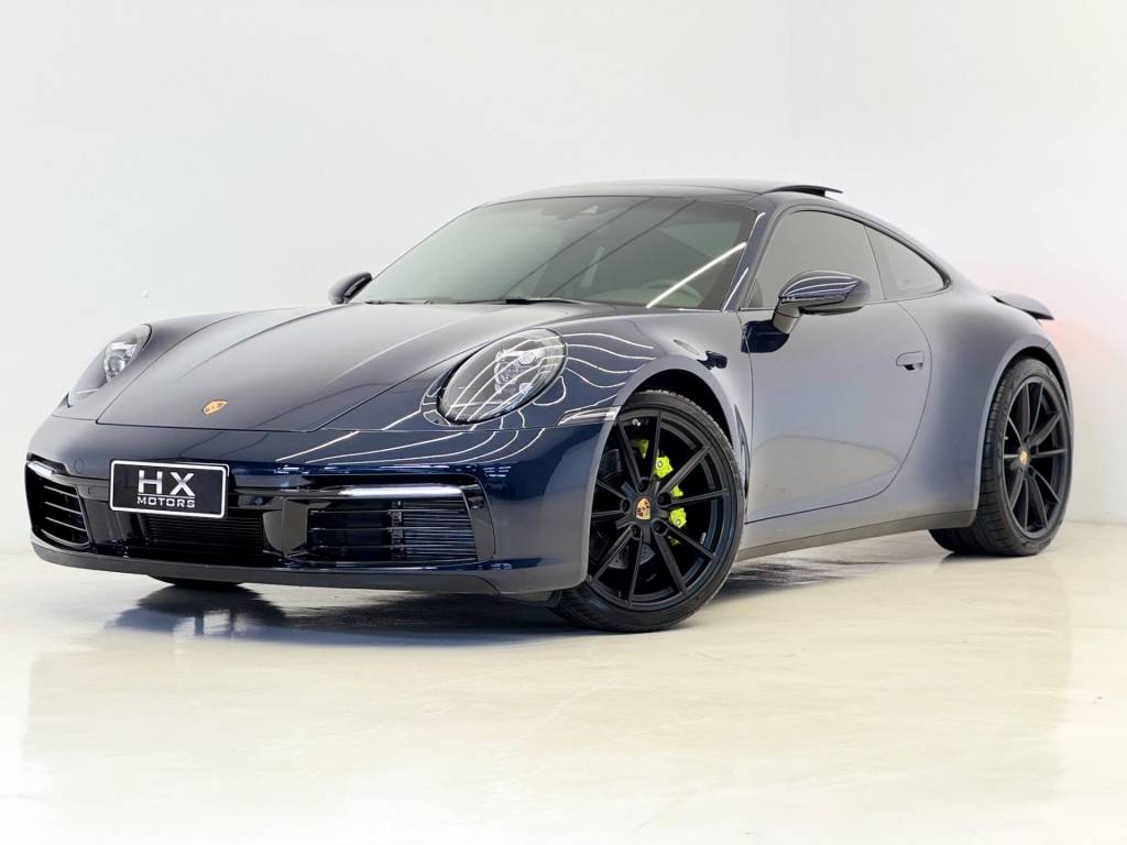 Porsche 911 Carrera    2020